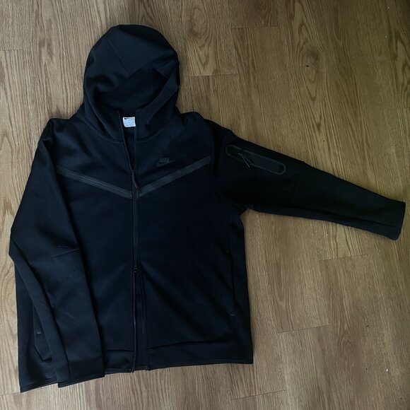 Nike Tech Fleece Black